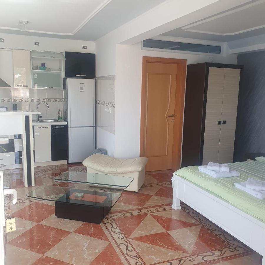 Villa Apartmani Anja Dobra Voda Exterior photo